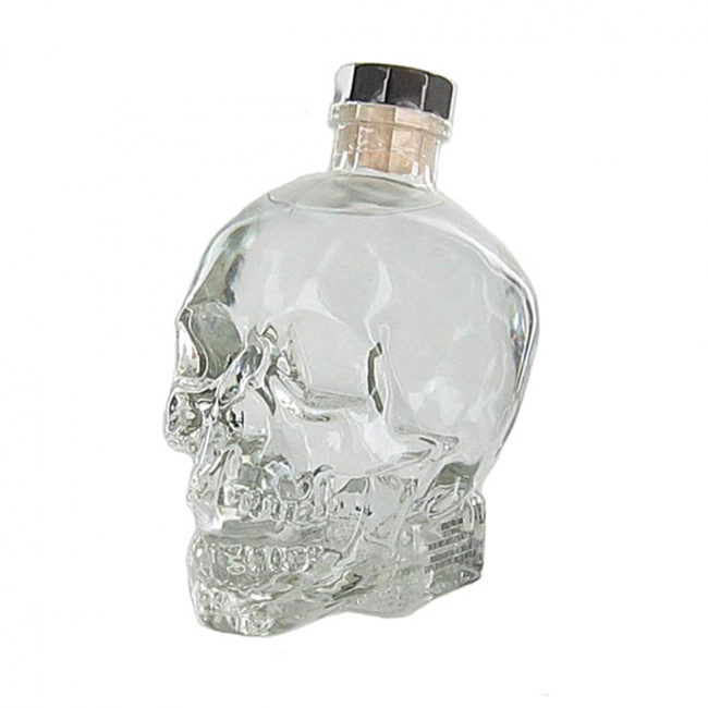 Crystal Skull Vodka Bottle with Original Box and Stopper great Halloween prop 